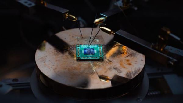 Электроника покорила новые высоты: учёные впервые уложили шесть КМОП-транзисторов друг на друга