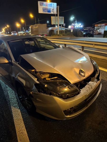 Stray: «Альберка разбил тачку свою. «Жигуль» куплю ему и подпишу контракт, чтобы он всю жизнь на нем ездил»